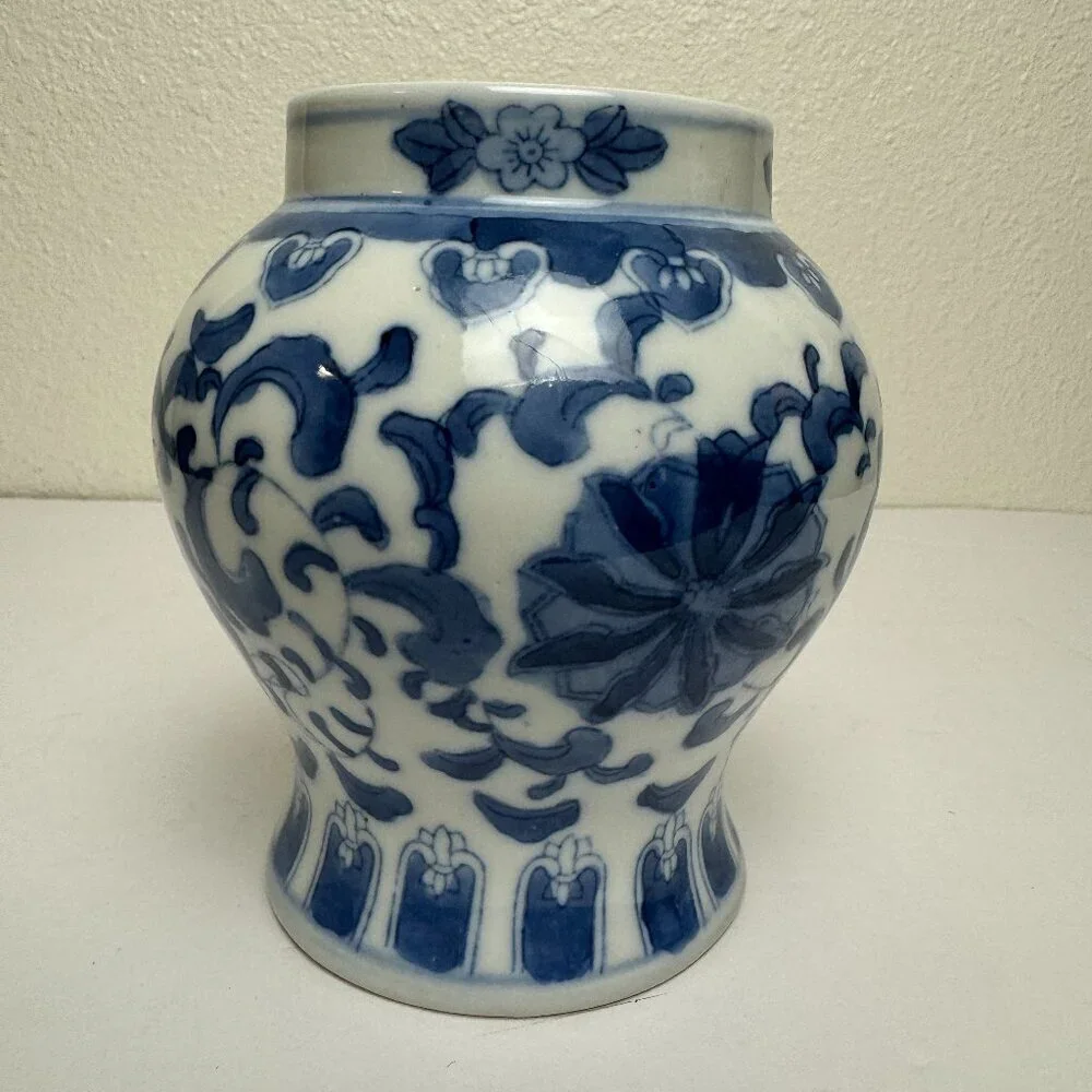 Vintage Chinese Blue and White Vase with Mark 6